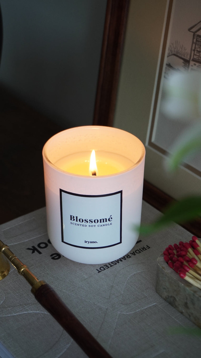 white soy scented Candle